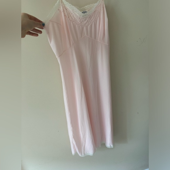 Vintage Sheer Negligee - Picture 2 of 8